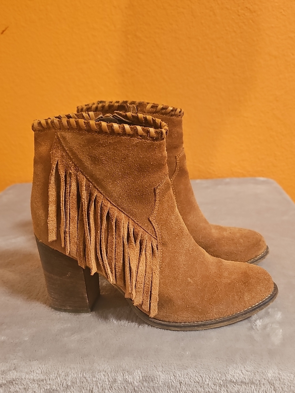 Beautiful! Women’s Suede Leather, Fringe Ankle Boots in Brown
